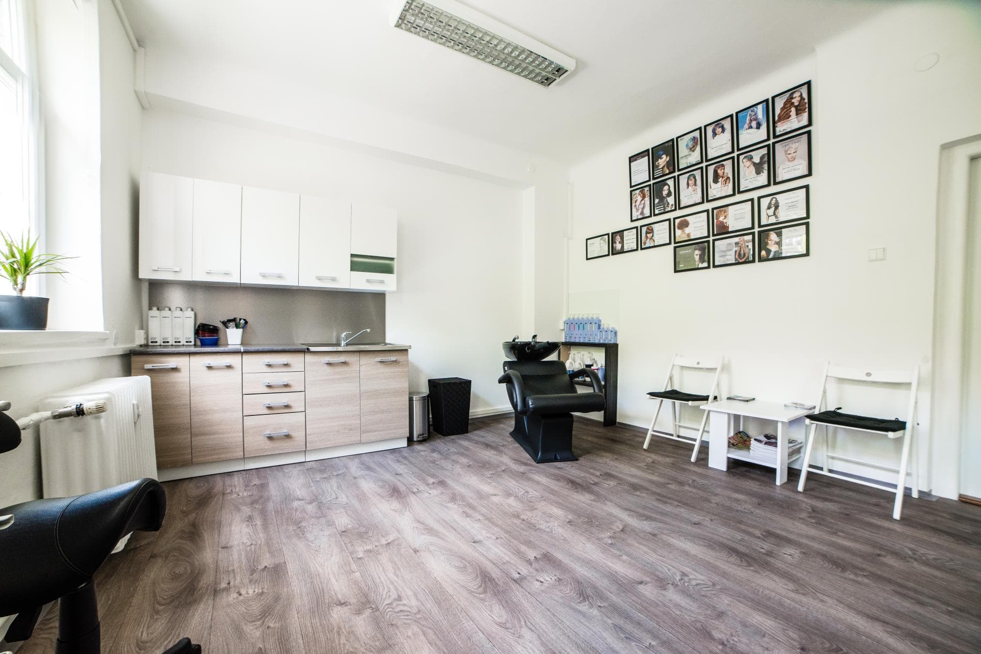Kadeřnický salon 4