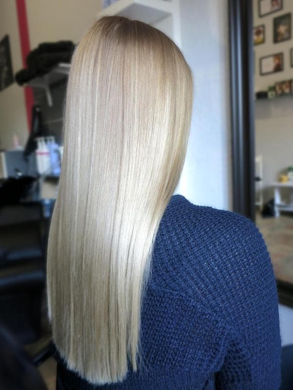 Po: Sjednocení blond barvy.